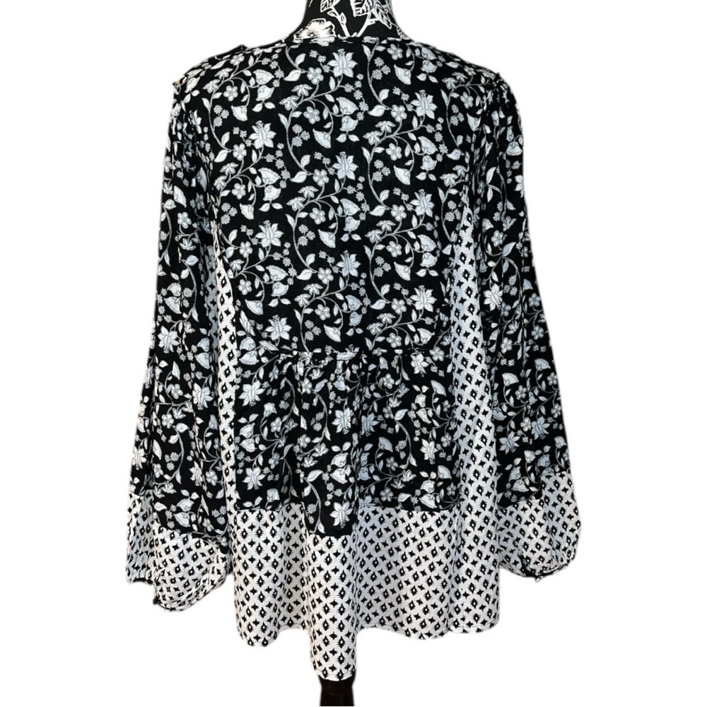Stella & Ginger Floral Peasant Blouse
